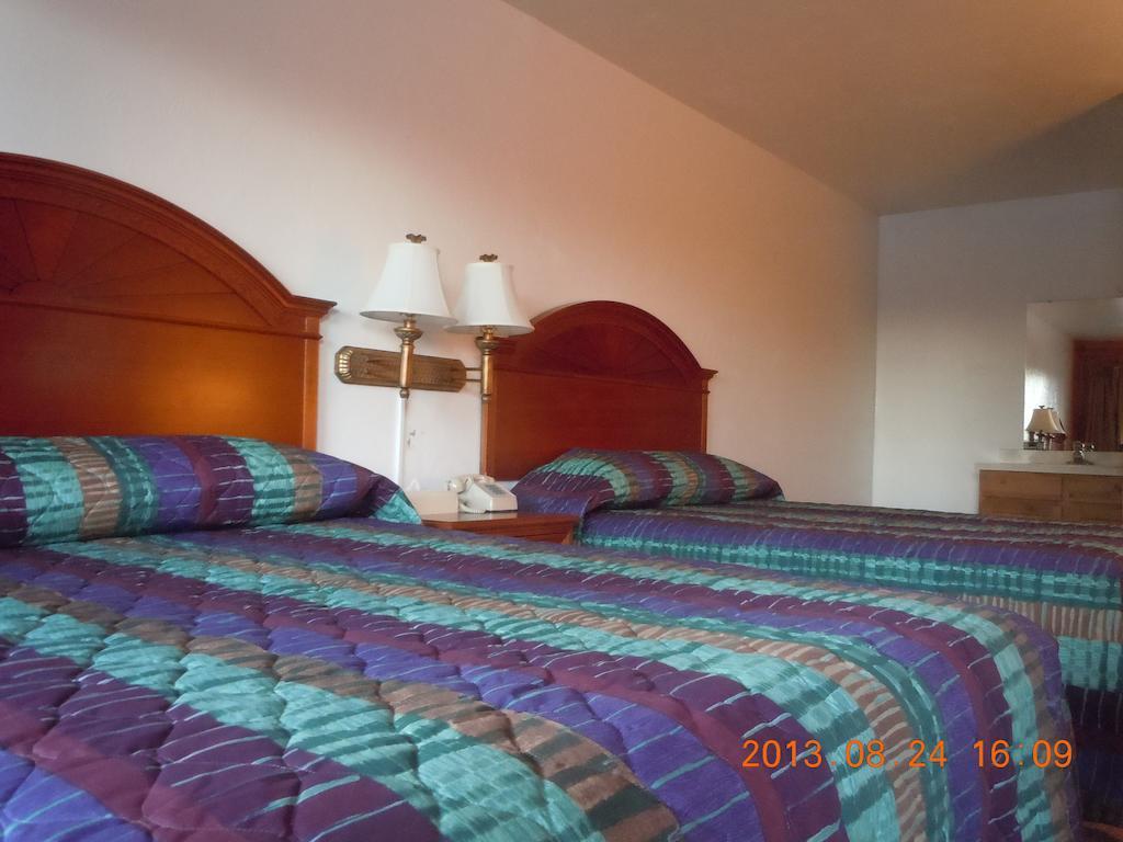 High Country Motel Bellevue Habitación foto
